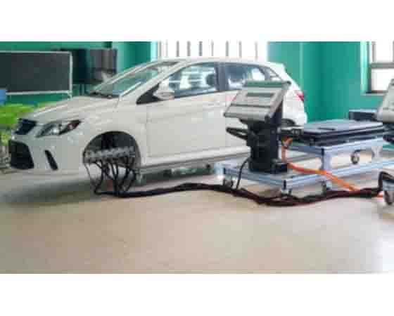 新能源汽車(chē)實(shí)訓室：打造現代汽車(chē)人才培養基地